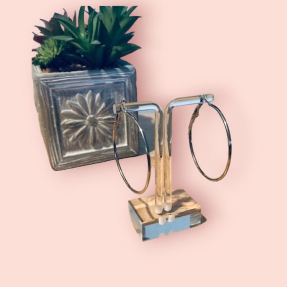 3 Pairs Silver-tone Assorted Hoop Earrings - Picture 3 of 6